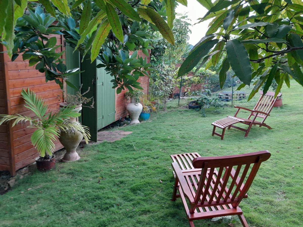 Ankache Otel Grand-Bourg  Dış mekan fotoğraf